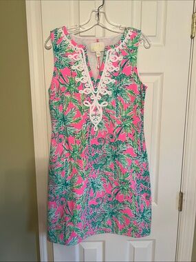 Lilly Pulitzer Pink Tropical Palm-Print Sleeveless Shift Dress with White Trim